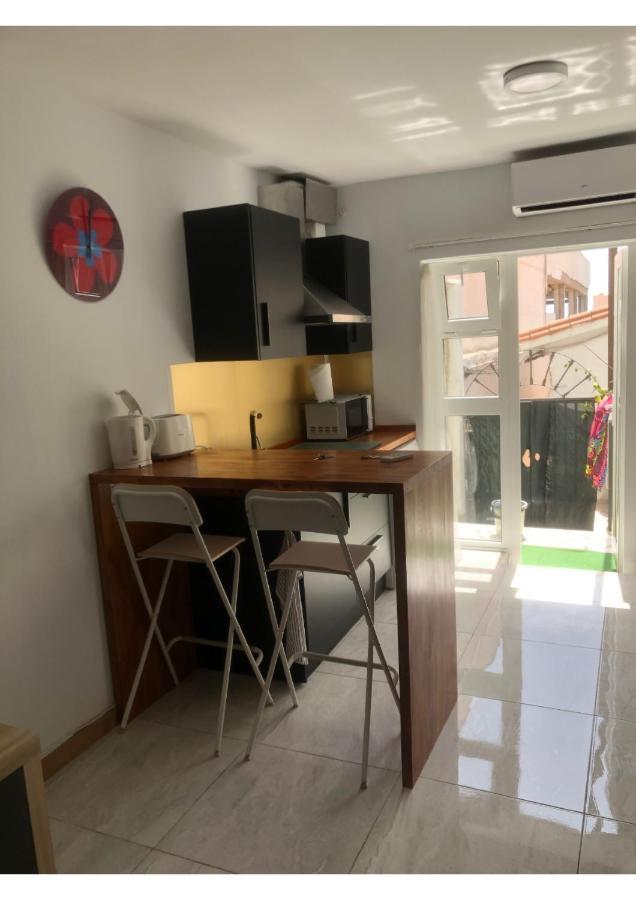 Torremolinos, Bonito Apartamento Studio La Carihuela Exterior photo